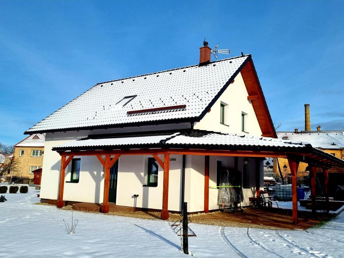 Dum A Chatka Pod Smrkem Nove Mesto pod Smrkem Kültér fotó